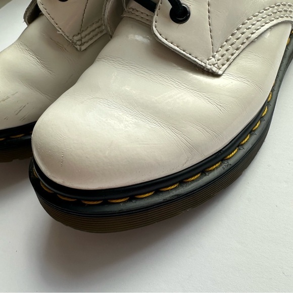 Dr martens woman’s white boots - Picture 11 of 14